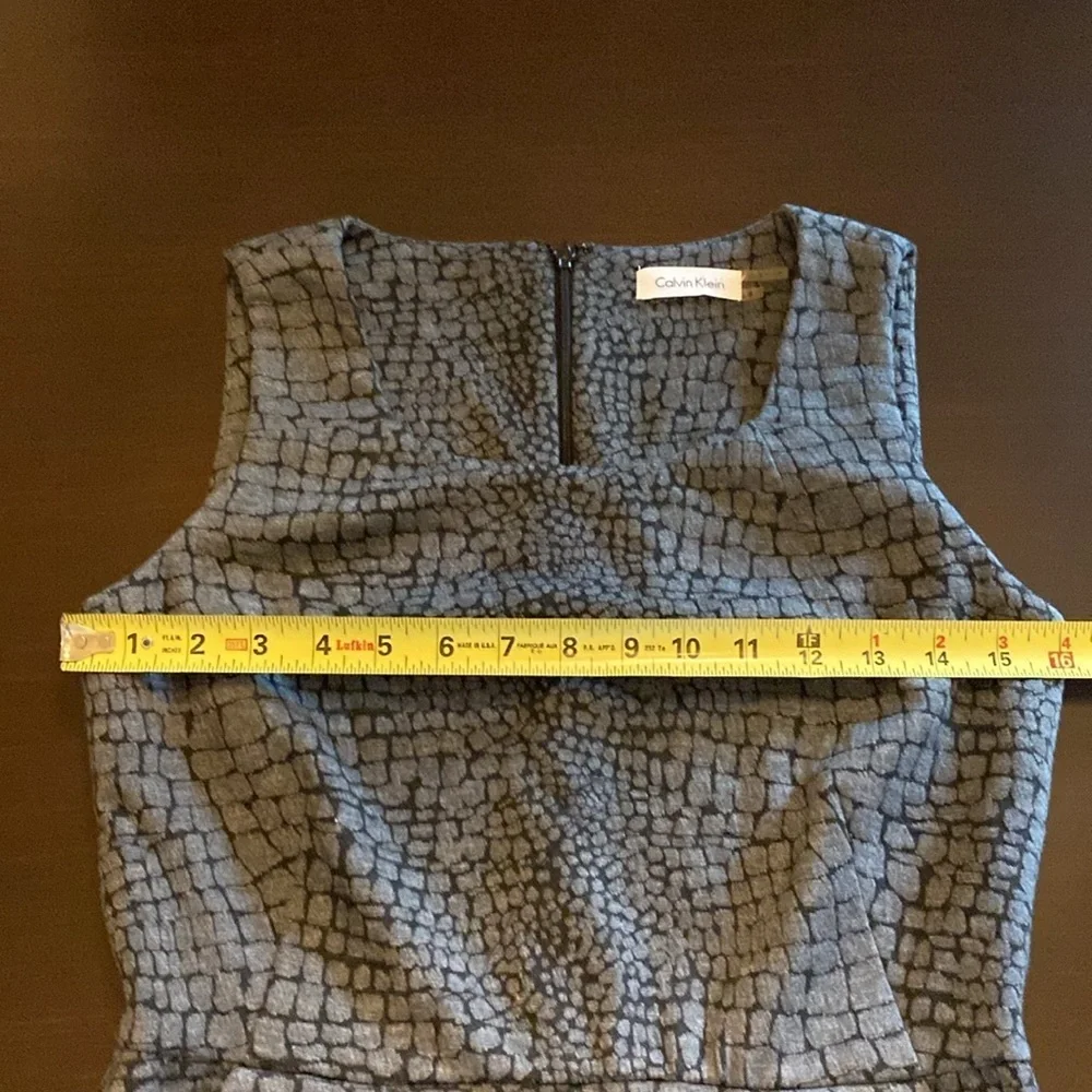 Calvin Klein Gray Sleeveless Sheath Midi Dress Square Neck. Size 4. Zipper back.